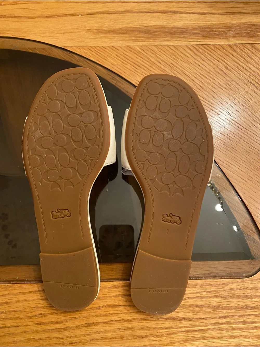 Coach Signature Slide Sandal. - Picture 3 of 7